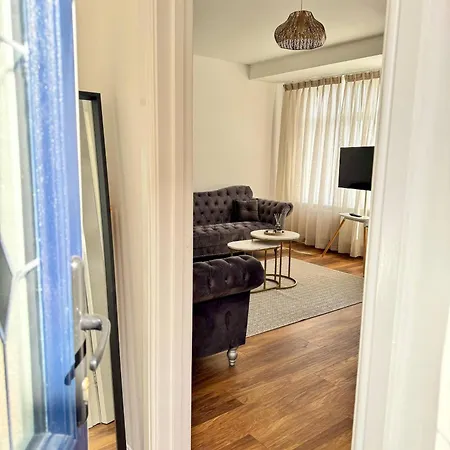 Orchid House 1 Luxury Cosy 3 Bdr By Altoluxo Short Lets Serviced With Free Wifi & Parking *