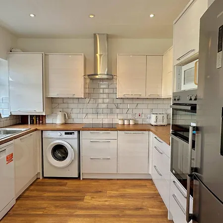 Orchid House 1 Luxury Cosy 3 Bdr By Altoluxo Short Lets Serviced With Free Wifi & Parking * Bristol