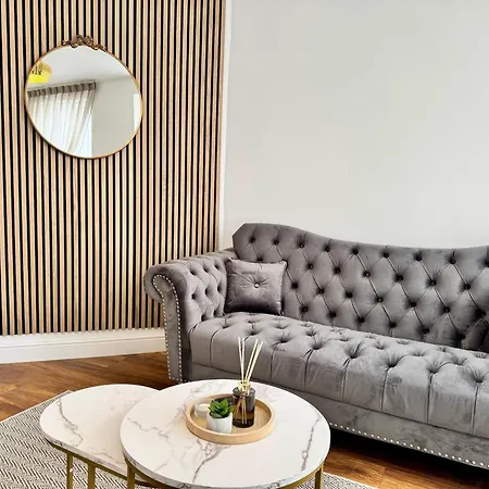 Orchid House 1 Luxury Cosy 3 Bdr By Altoluxo Short Lets Serviced With Free Wifi & Parking *